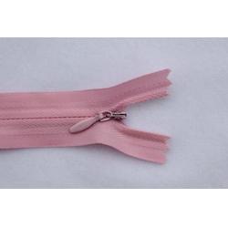 東莞市凱豐拉鏈 專業(yè)定做3號隱形拉鏈，品質與服務的完美結合