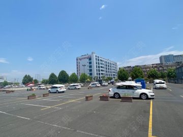 杭州迅達(dá)駕校全解析 報(bào)名價(jià)格、培訓(xùn)質(zhì)量與學(xué)員評(píng)價(jià)